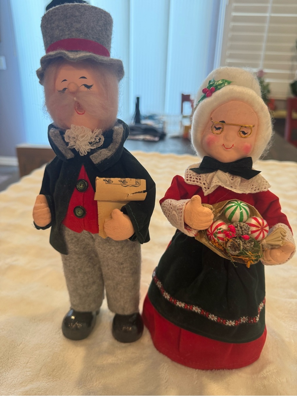 Vintage handcrafted Dickens Christmas carolers